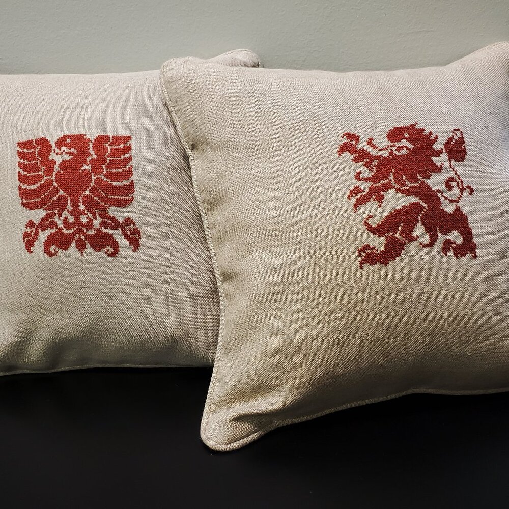 English Country Manor -  Heraldic Linen Sofa Accent Pillows